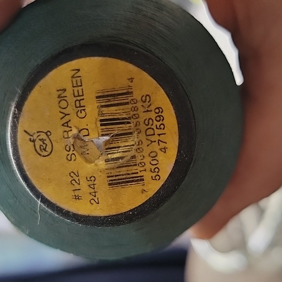 ROBINSON &ANTON embroidery threads set - Picture 9 of 11